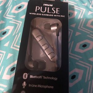 Pulse Wireless Earbuds with Mic — Silver